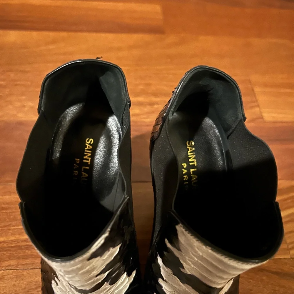 New Saint Laurent Python booties - Picture 3 of 4